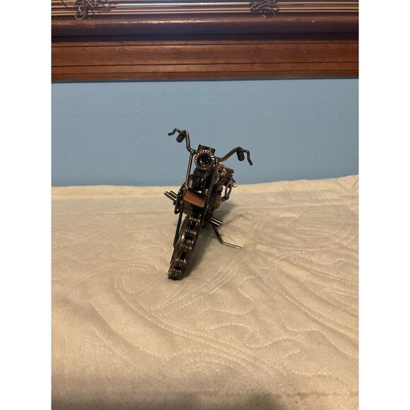 Vtg handmade motorcycle sculpture crafted from various metal parts - Picture 2 of 8